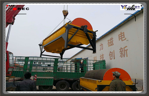 濕式磁選機(jī)，磁選機(jī)廠家生產(chǎn)高大上的濕式磁選機(jī)_釩鈦鐵礦磁選機(jī)廠家生產(chǎn)高大上的濕式磁選機(jī)型號(hào)參數(shù)及磁場(chǎng)強(qiáng)度